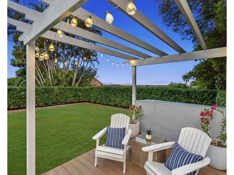 76 Manly Road, Manly West QLD 4179