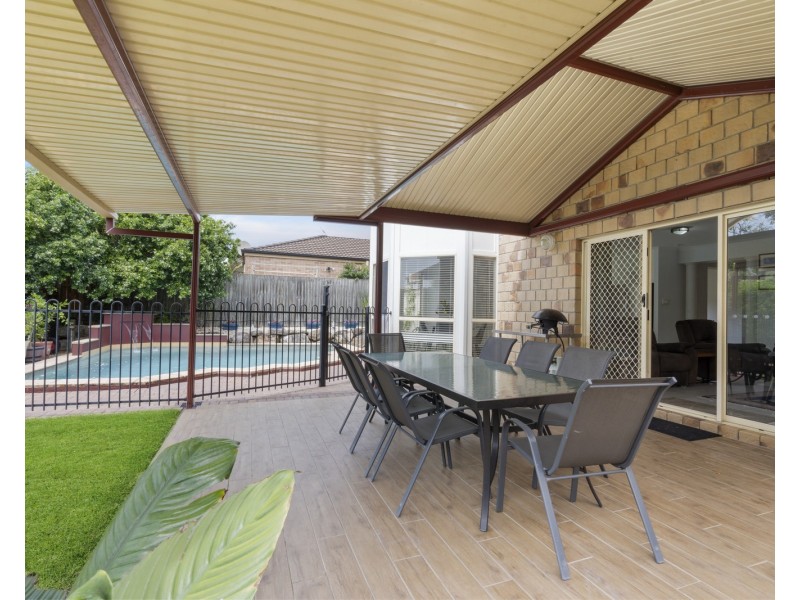 50 Coventry Circuit, Carindale QLD 4152