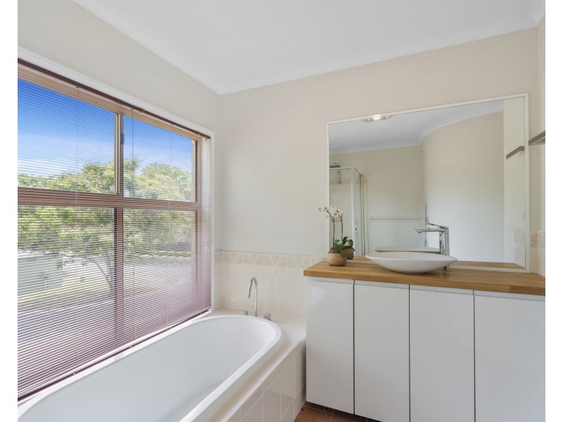50 Coventry Circuit, Carindale QLD 4152