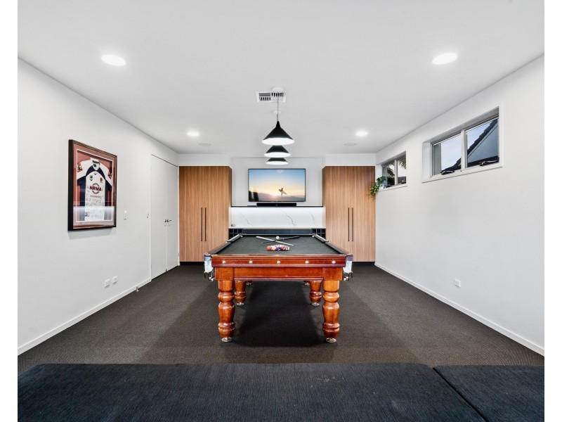 14 Bonaventure Court, Raby Bay QLD 4163