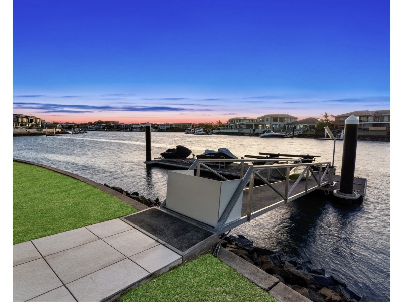 14 Bonaventure Court, Raby Bay QLD 4163