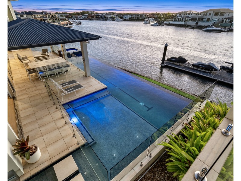14 Bonaventure Court, Raby Bay QLD 4163