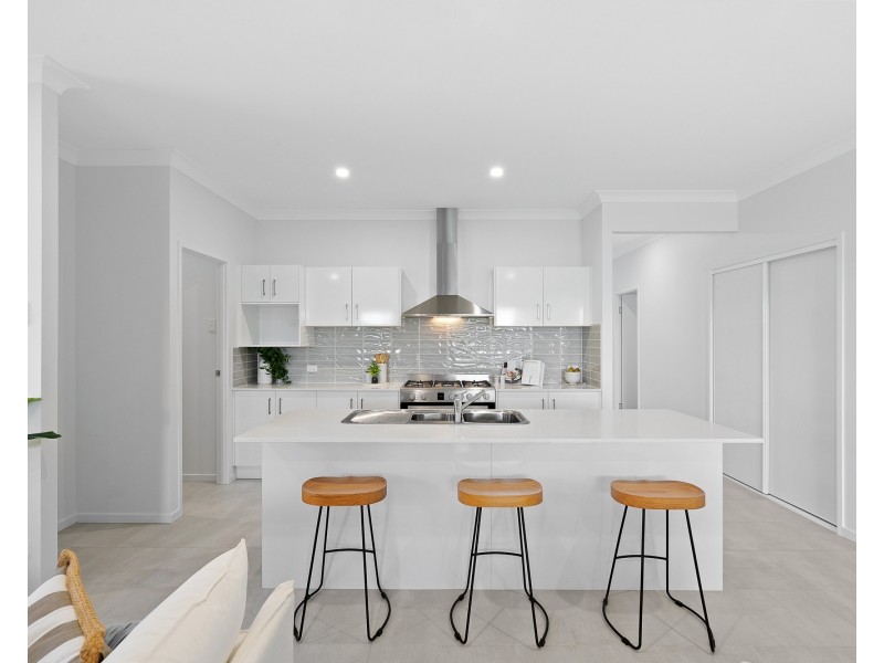 19 Haven Street, Victoria Point QLD 4165