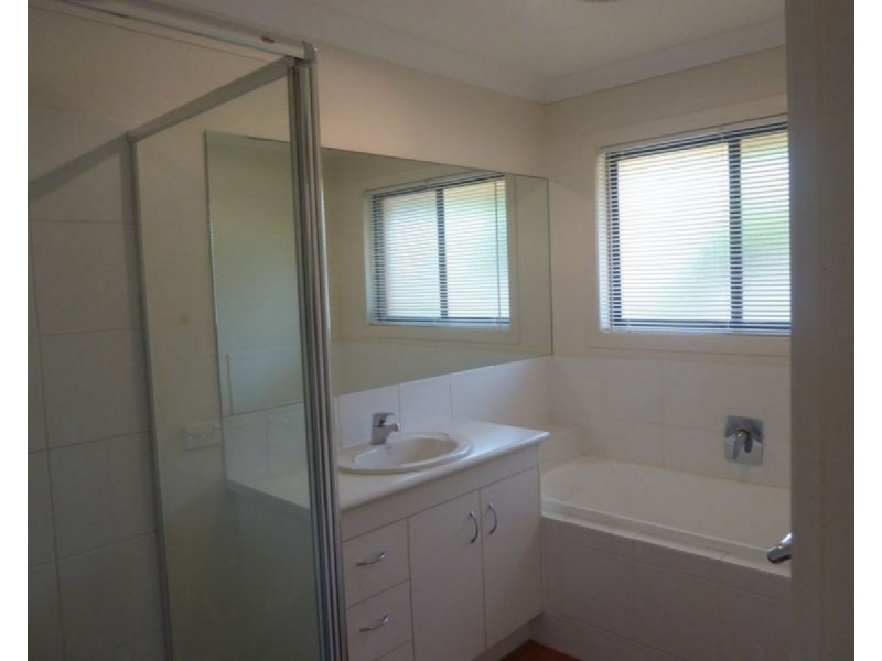 14 Foote Street, Redland Bay QLD 4165