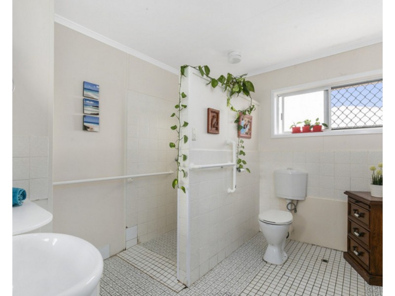 21 Thompson Street, Victoria Point QLD 4165