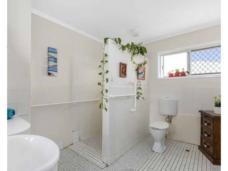 21 Thompson Street, Victoria Point QLD 4165