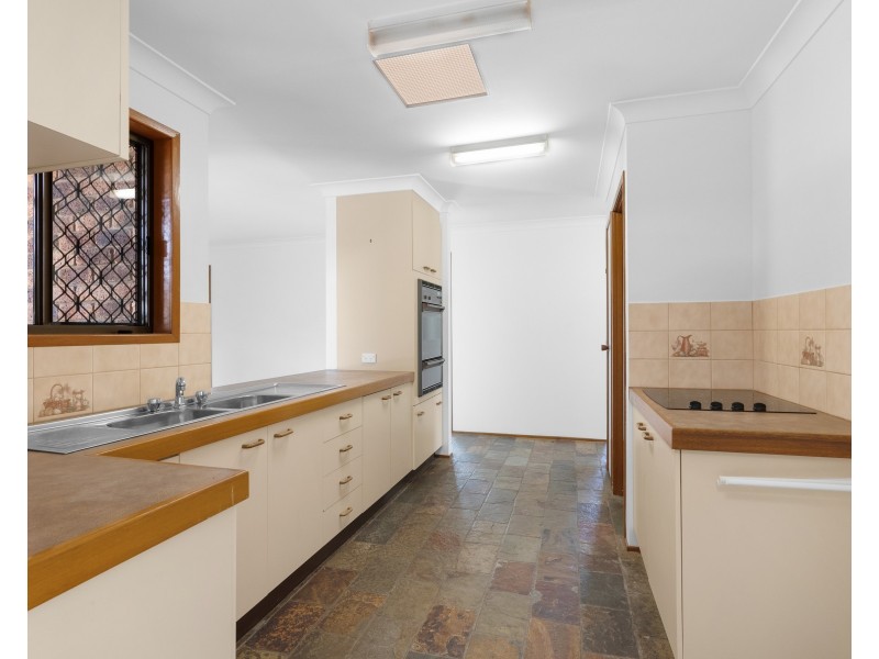 4 Muirhead Court, Victoria Point QLD 4165