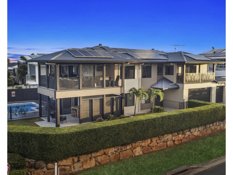 2 Baylink Drive, Redland Bay QLD 4165