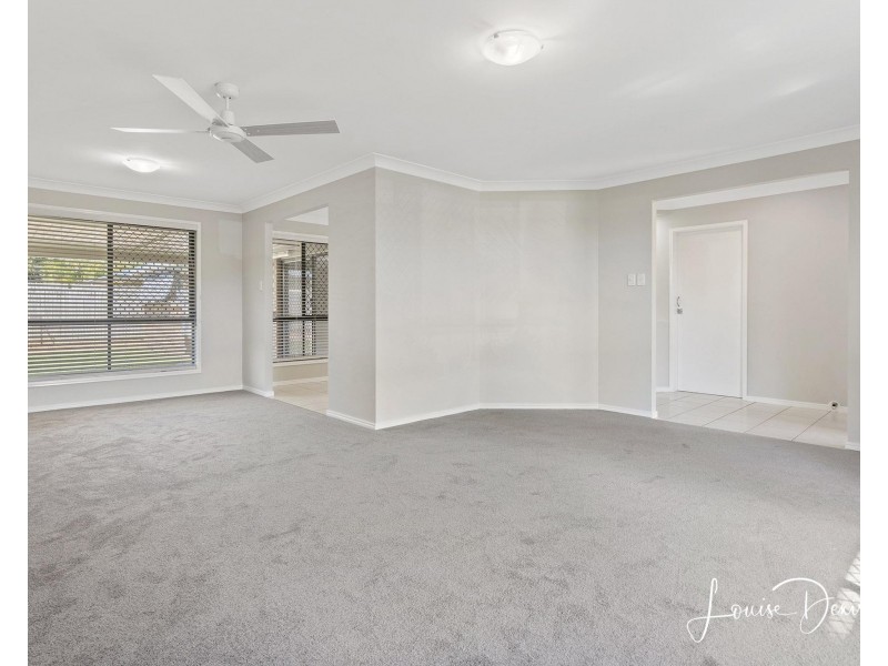52 Seaholly Crescent, Victoria Point QLD 4165