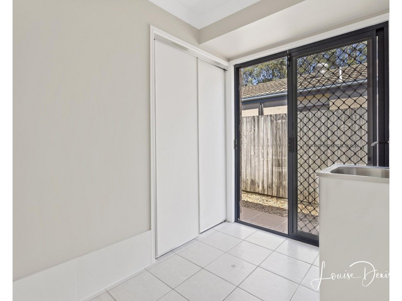 52 Seaholly Crescent, Victoria Point QLD 4165