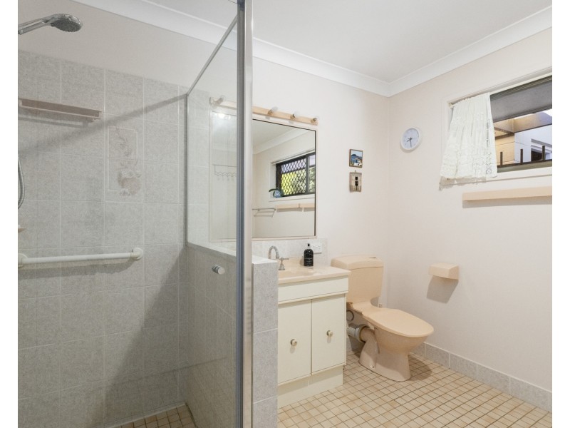 20 Angela Crescent, Cleveland QLD 4163