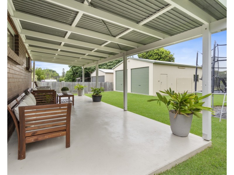 19 Rossinton Street, Birkdale QLD 4159