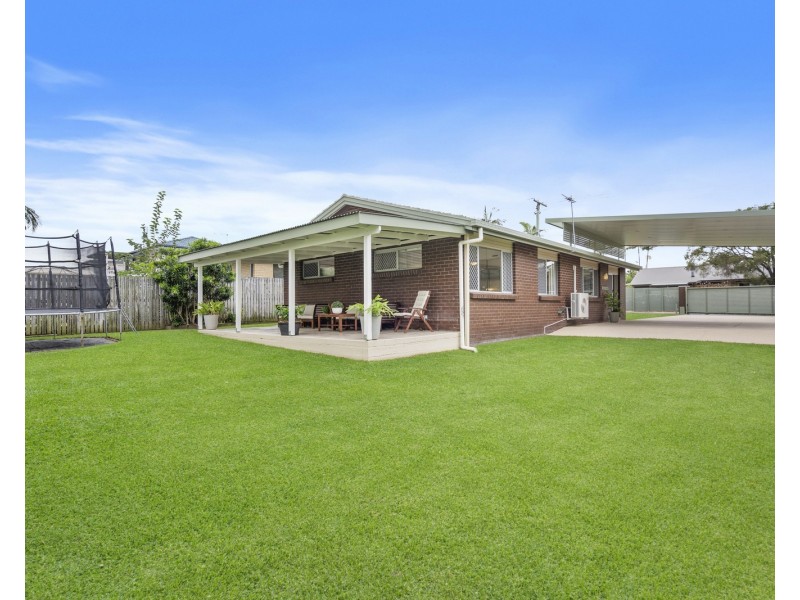 19 Rossinton Street, Birkdale QLD 4159