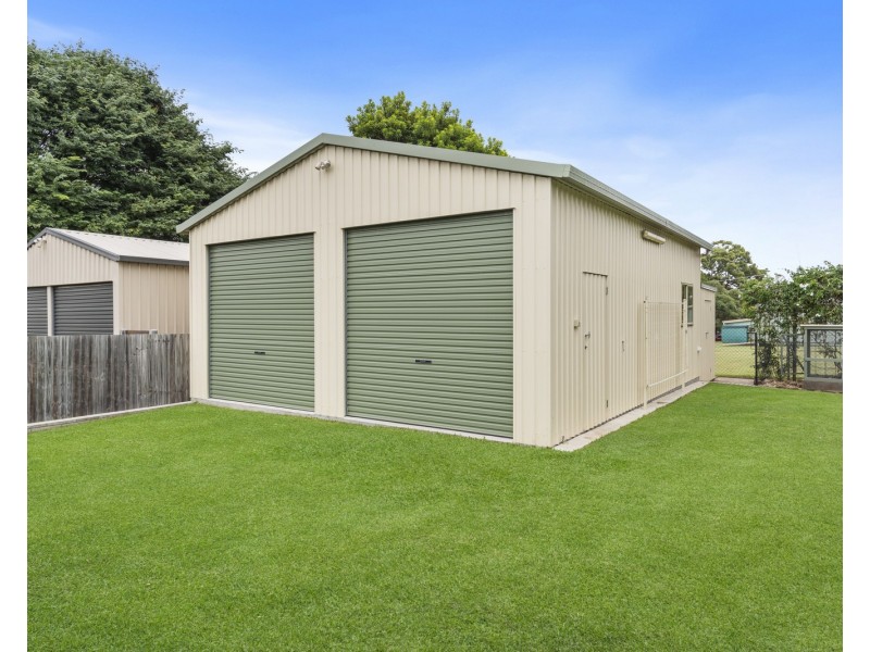 19 Rossinton Street, Birkdale QLD 4159