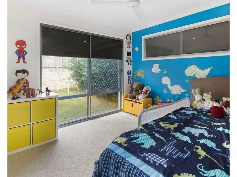 13 Rowe Crescent, Thornlands QLD 4164