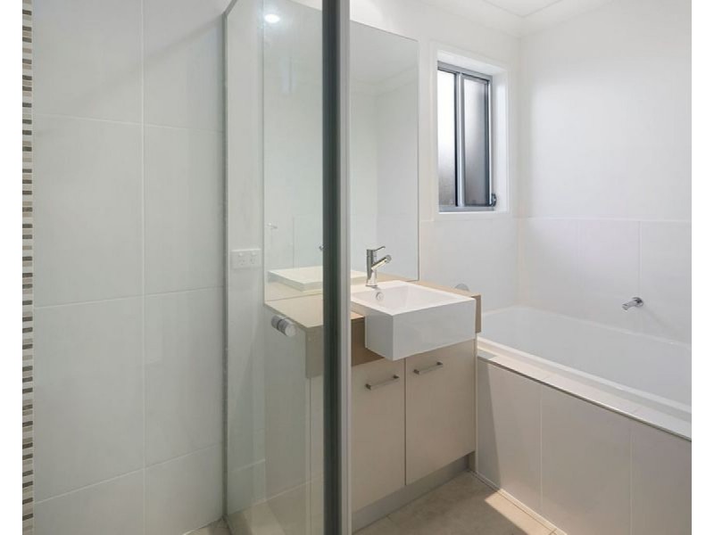 13 Rowe Crescent, Thornlands QLD 4164