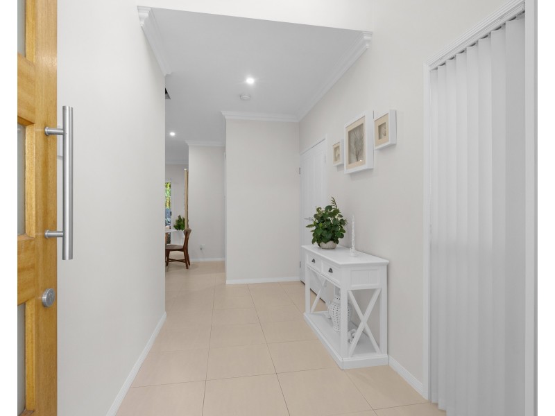 3/4 Russell Street, Cleveland QLD 4163