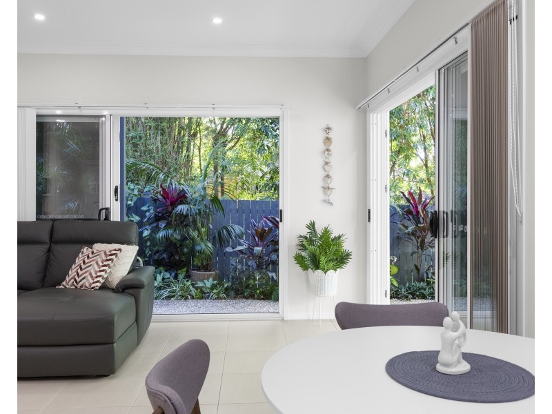 3/4 Russell Street, Cleveland QLD 4163