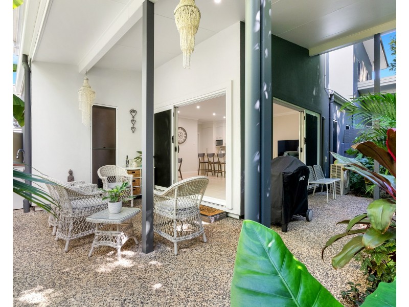 3/4 Russell Street, Cleveland QLD 4163