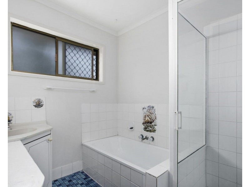 77 Cumberland Drive, Alexandra Hills QLD 4161
