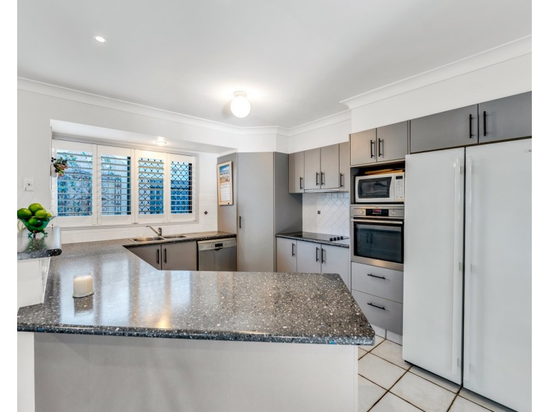 3 Breezeway Close, Wellington Point QLD 4160