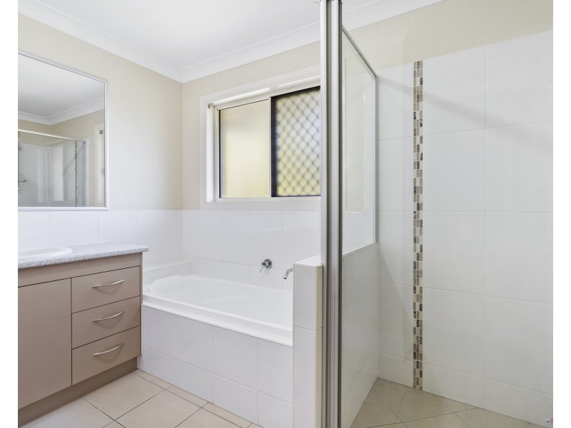 22A Beatty Road, Thorneside QLD 4158