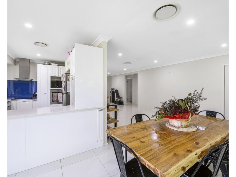 3 Butler Street, Wakerley QLD 4154