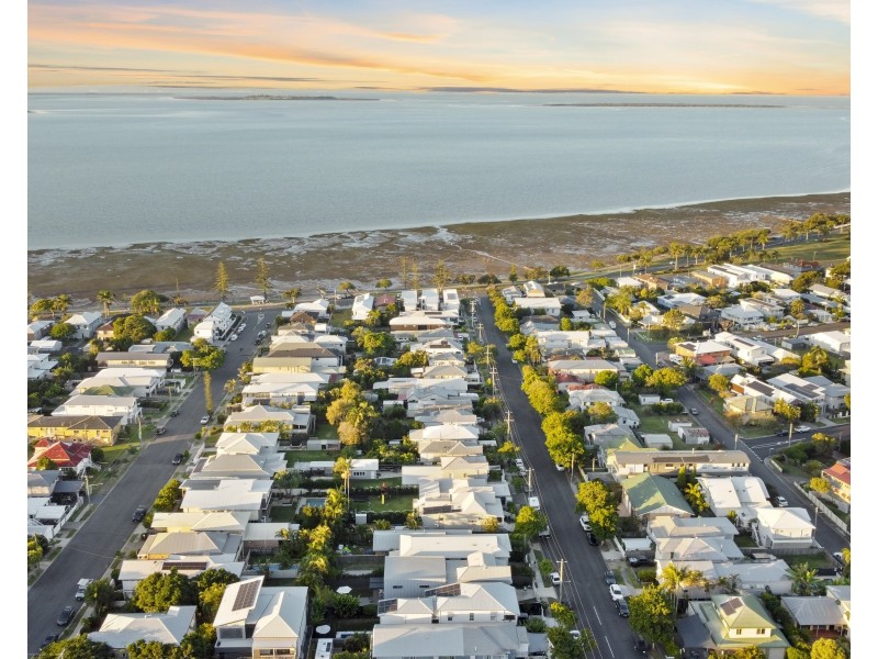 51 Walnut Street, Wynnum QLD 4178