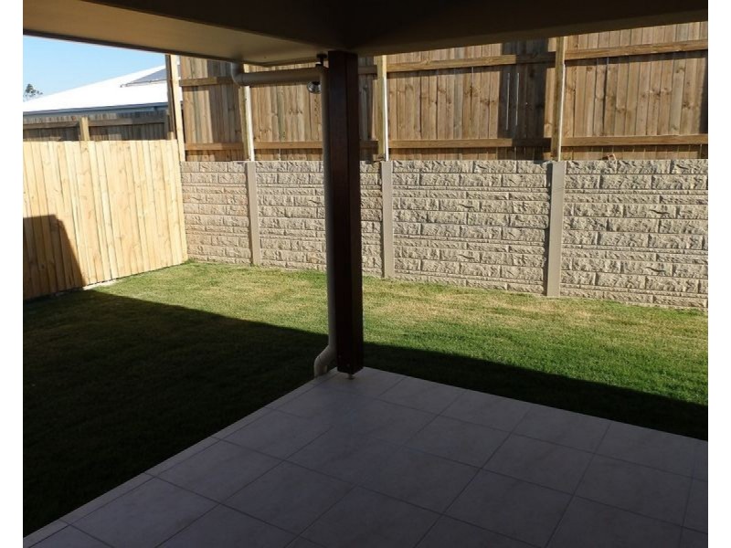 19 Rowe Crescent, Thornlands QLD 4164