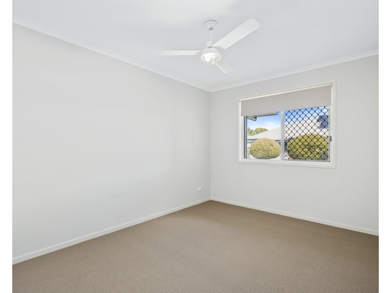8/8 Zahner Place, Manly West QLD 4179
