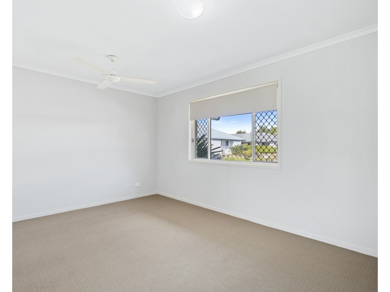 8/8 Zahner Place, Manly West QLD 4179