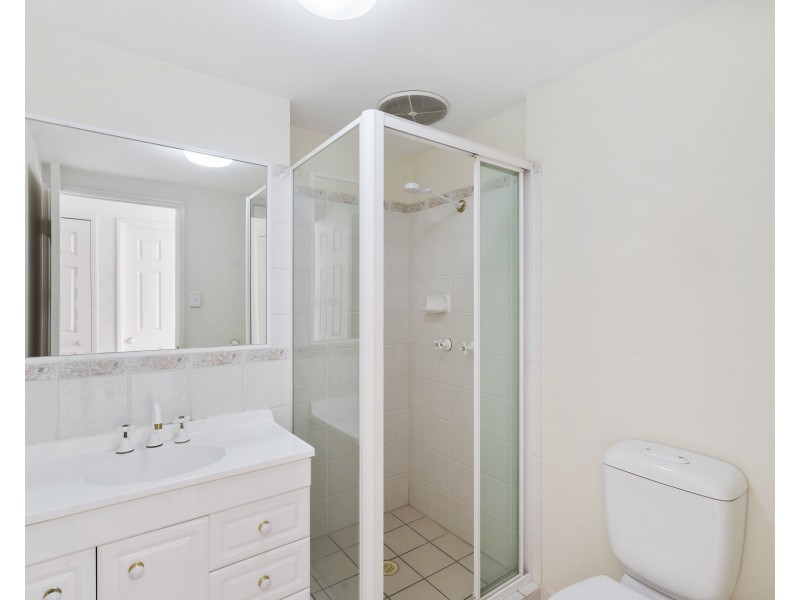 273 Cribb Road, Carindale QLD 4152