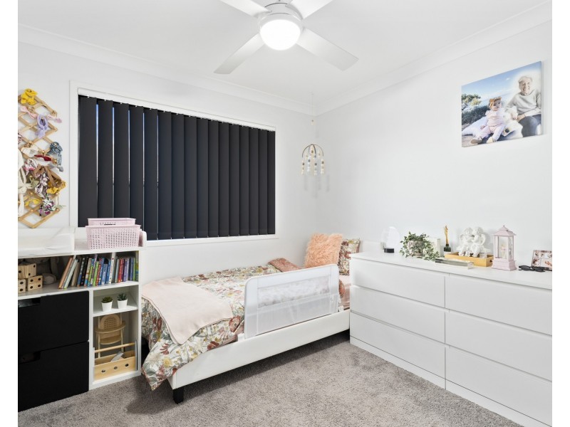 150 Bankswood Drive, Redland Bay QLD 4165