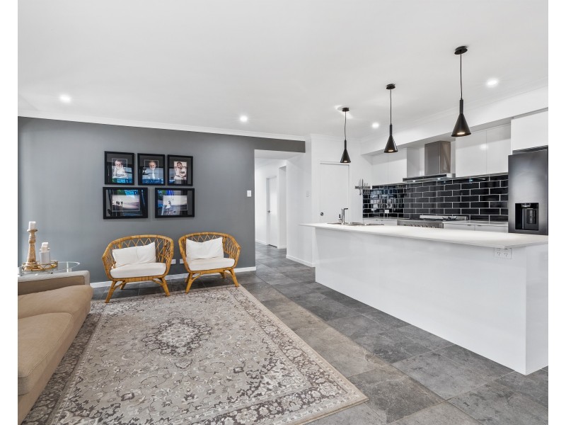 45 Walter Drive, Thornlands QLD 4164