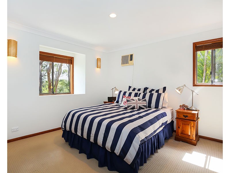 35 Leonarda Drive, Ferny Hills QLD 4055