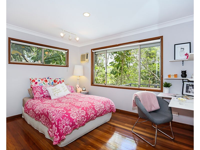 35 Leonarda Drive, Ferny Hills QLD 4055