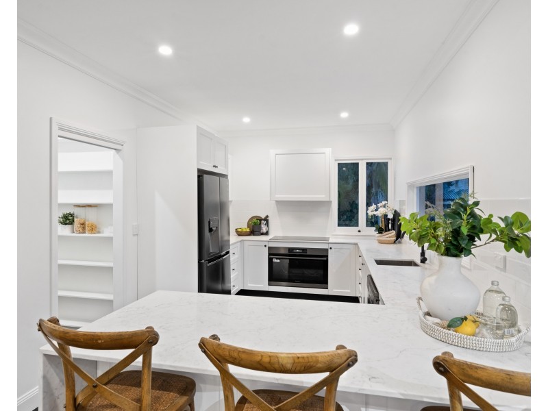 76 Manly Road, Manly West QLD 4179