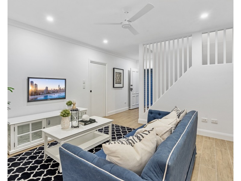 76 Manly Road, Manly West QLD 4179