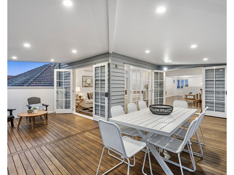 76 Manly Road, Manly West QLD 4179