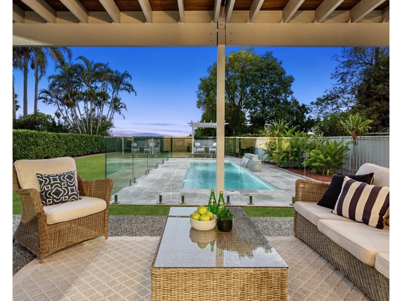 76 Manly Road, Manly West QLD 4179