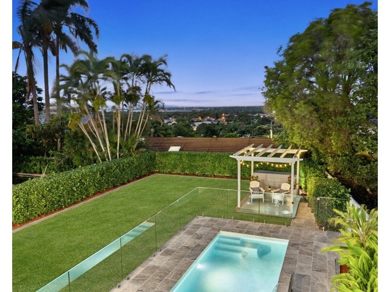 76 Manly Road, Manly West QLD 4179
