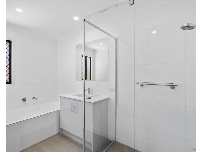 3 Harvard Road, Waterford QLD 4133