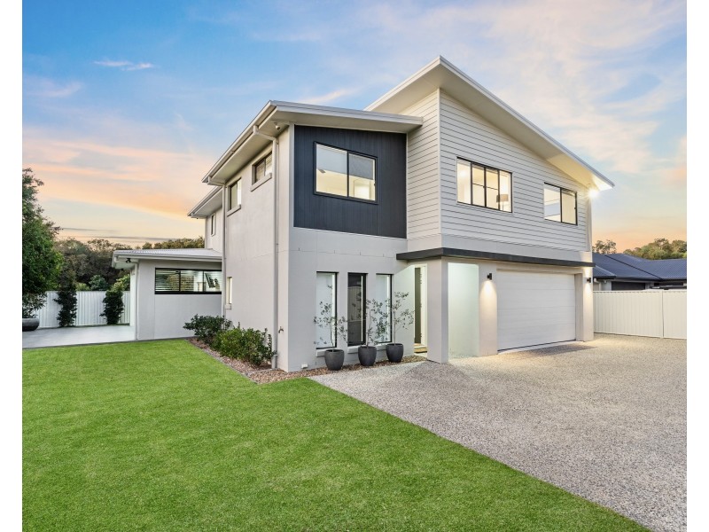 39 Salisbury Street, Redland Bay QLD 4165