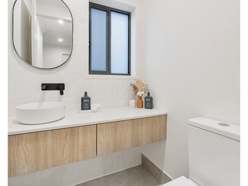 39 Salisbury Street, Redland Bay QLD 4165