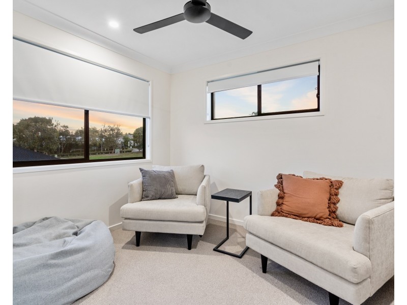 39 Salisbury Street, Redland Bay QLD 4165