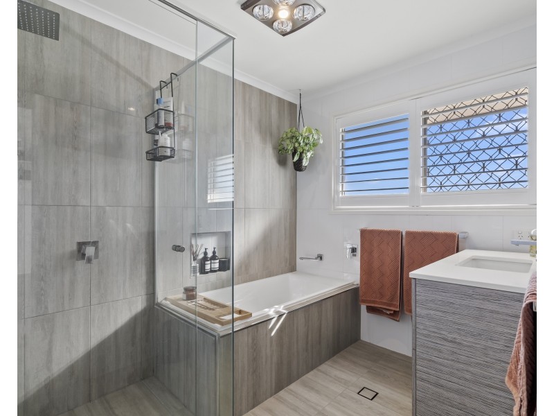 50 Network Drive, Wynnum West QLD 4178