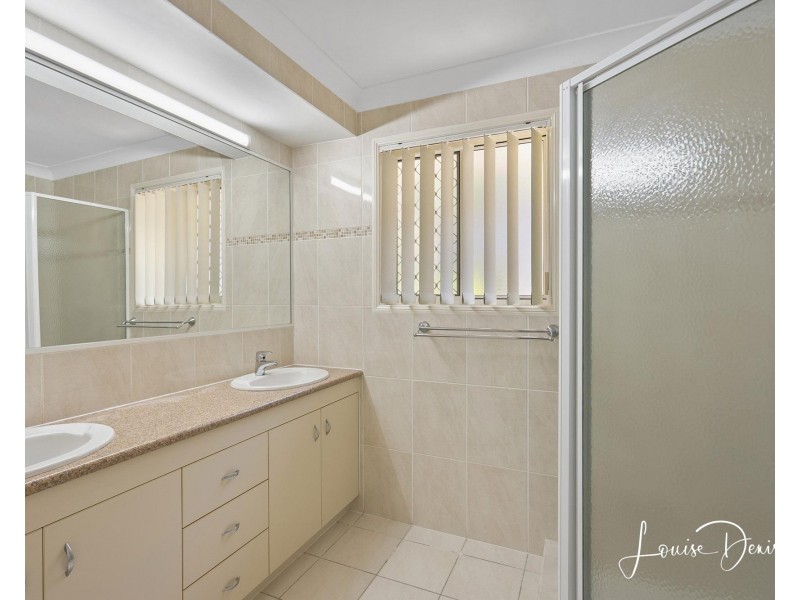 17 McConechy Drive, Victoria Point QLD 4165