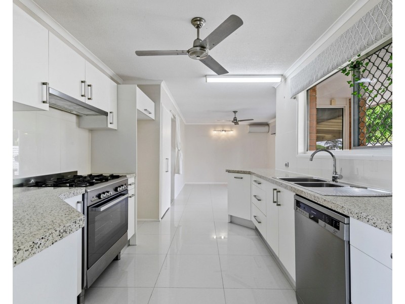 5 Lindon Street, Birkdale QLD 4159