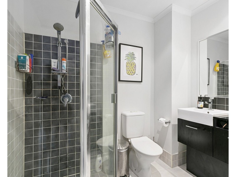 202/18 Richmond Road, Morningside QLD 4170