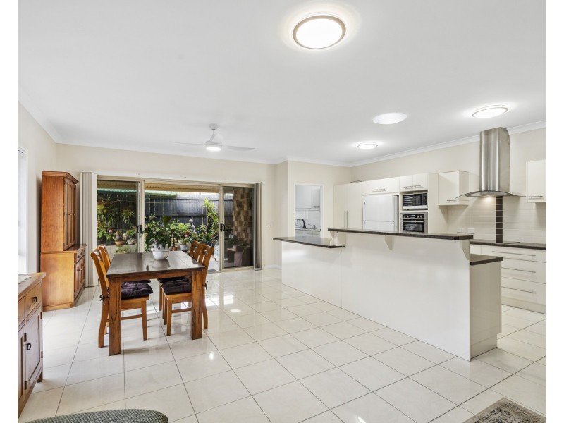18 Pentecost Place, Redland Bay QLD 4165